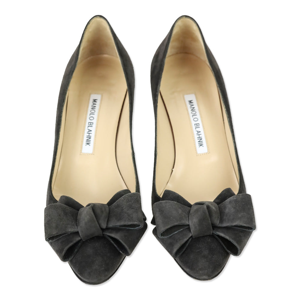 Manolo Blahnik Dark Grey Suede Bow Accent Kitten Pumps