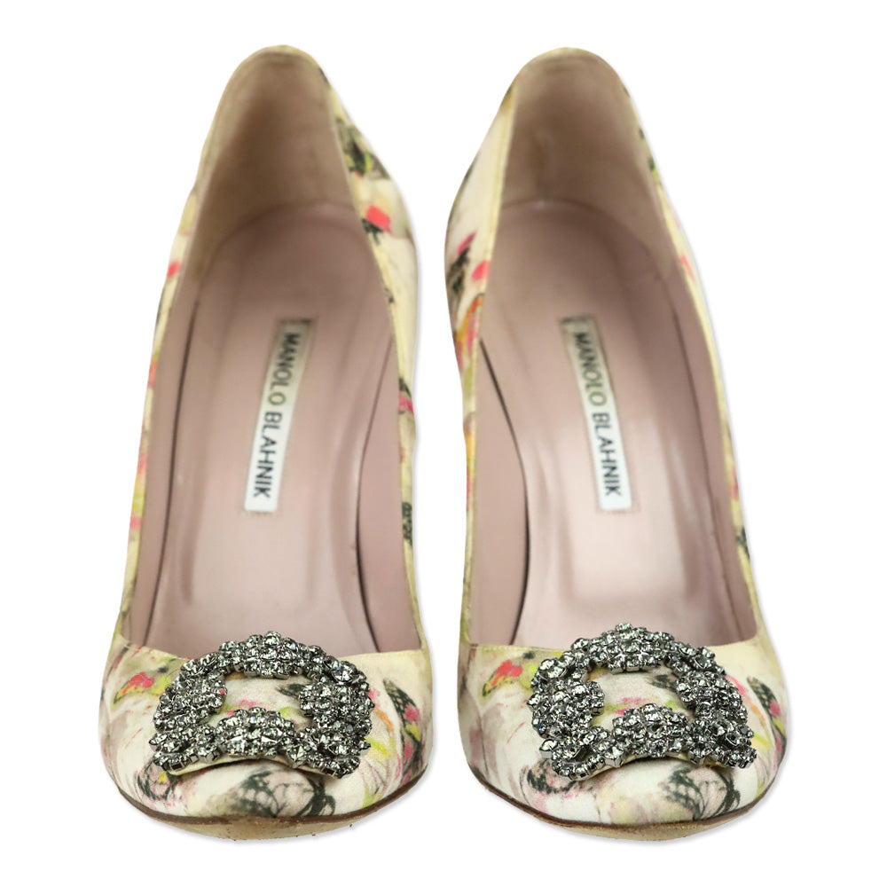 Manolo Blahnik Multicolor Butterfly Print Fabric Hangisi Pumps
