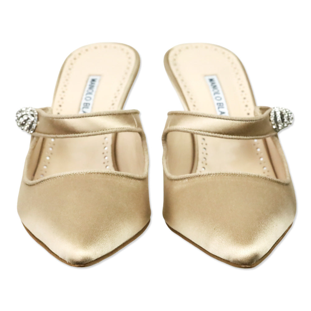 Manolo Blahnik Nude Satin Camparimu Jewel 70 Mule
