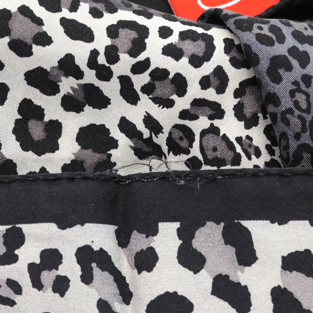 Oscar de la Renta Grey Leopard Print Silk Scarf