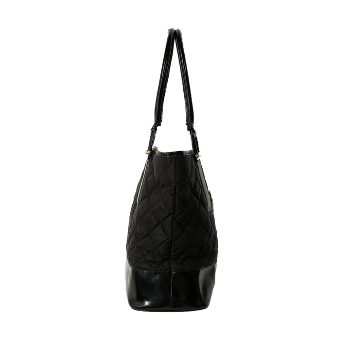 BURBERRY NYLON AND PATENT LEATHER QUILTED TOTE