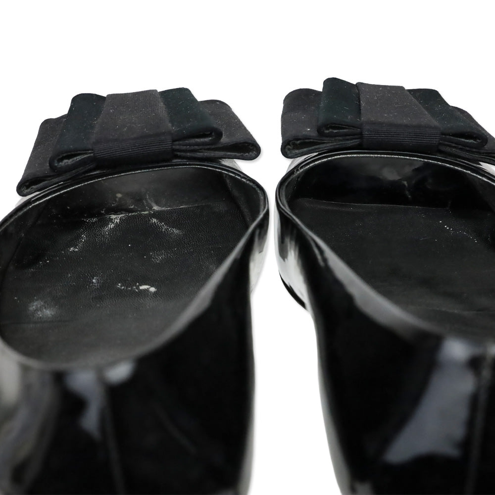 Prada Black Patent Grosgrain Bows Peep Toe Pumps