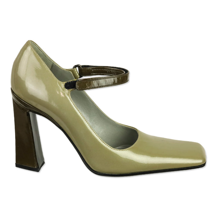 Prada Vintage F/W 1998 Olive Patent Leather Mary Jane Pumps