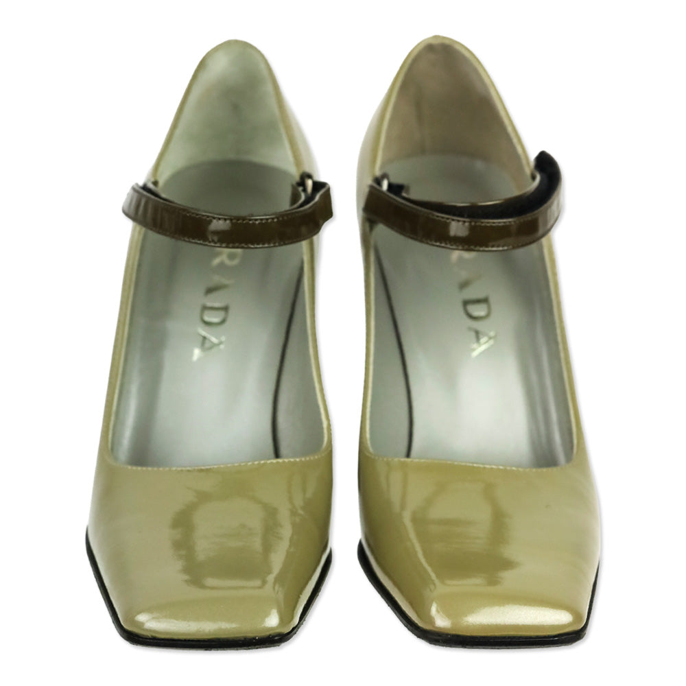 Prada Vintage F/W 1998 Olive Patent Leather Mary Jane Pumps