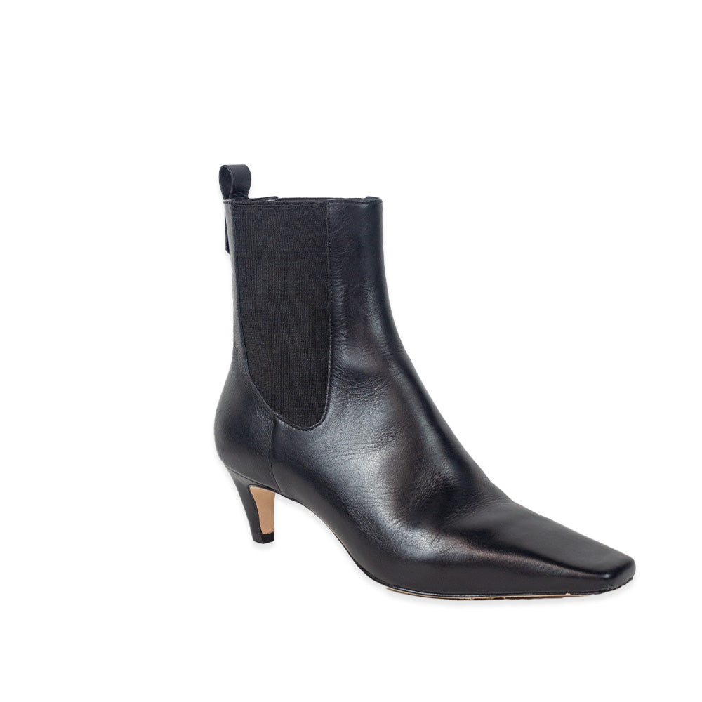 Reformation Roberta Black Leather Chelsea Boots