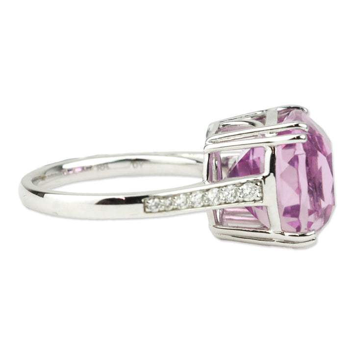 Rhapsody 950 Platinum Patroke Kunzite and E-F VS Diamond Ring