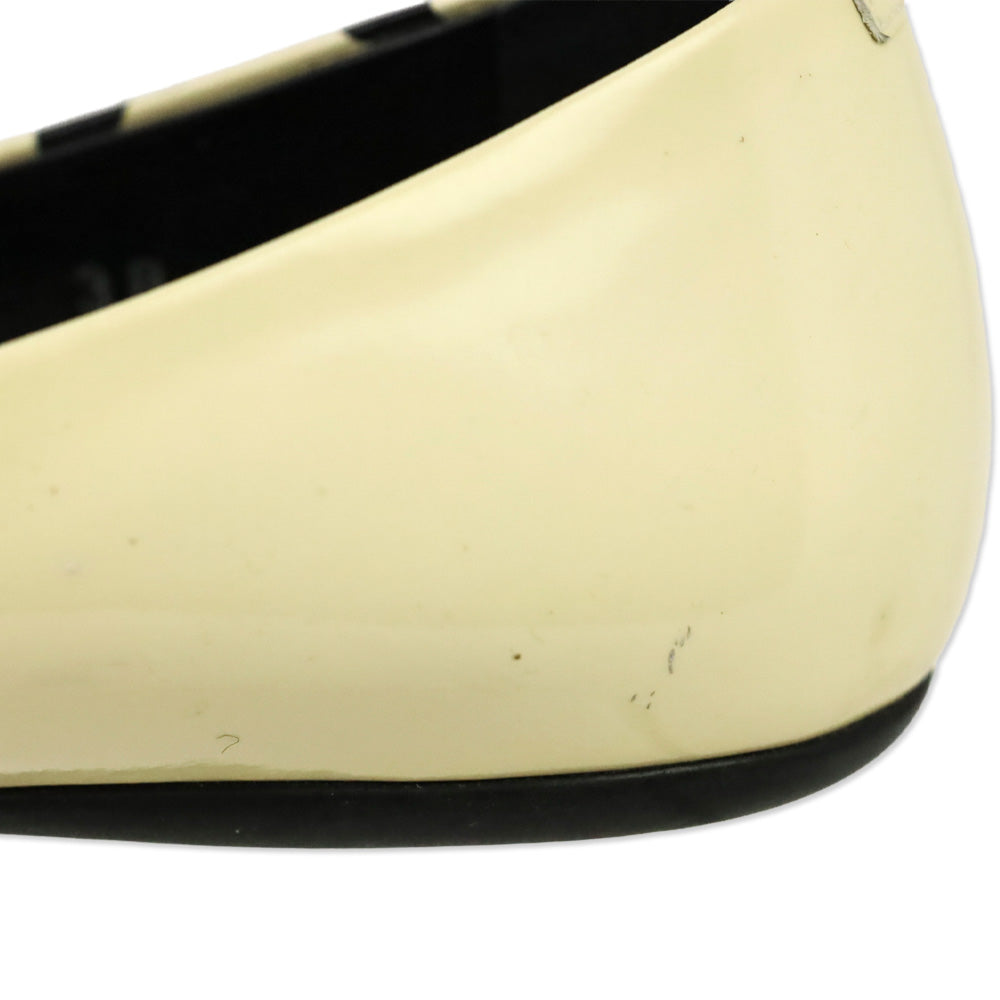 Roger Vivier Black/Cream Star Patent Leather Gommettine Flats
