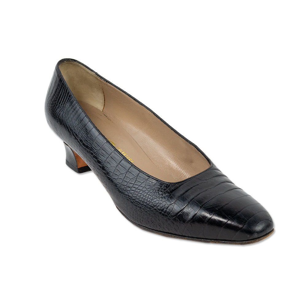 Salvatore Ferragamo Black Embossed Leather Heeled Almond Toe Loafers