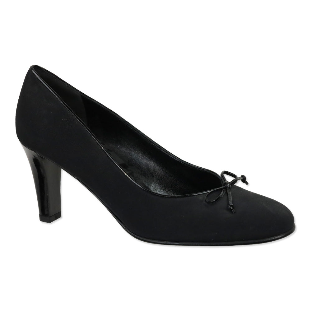 Salvatore Ferragamo Black Fabric Ballet Bow Patent Leather Pumps
