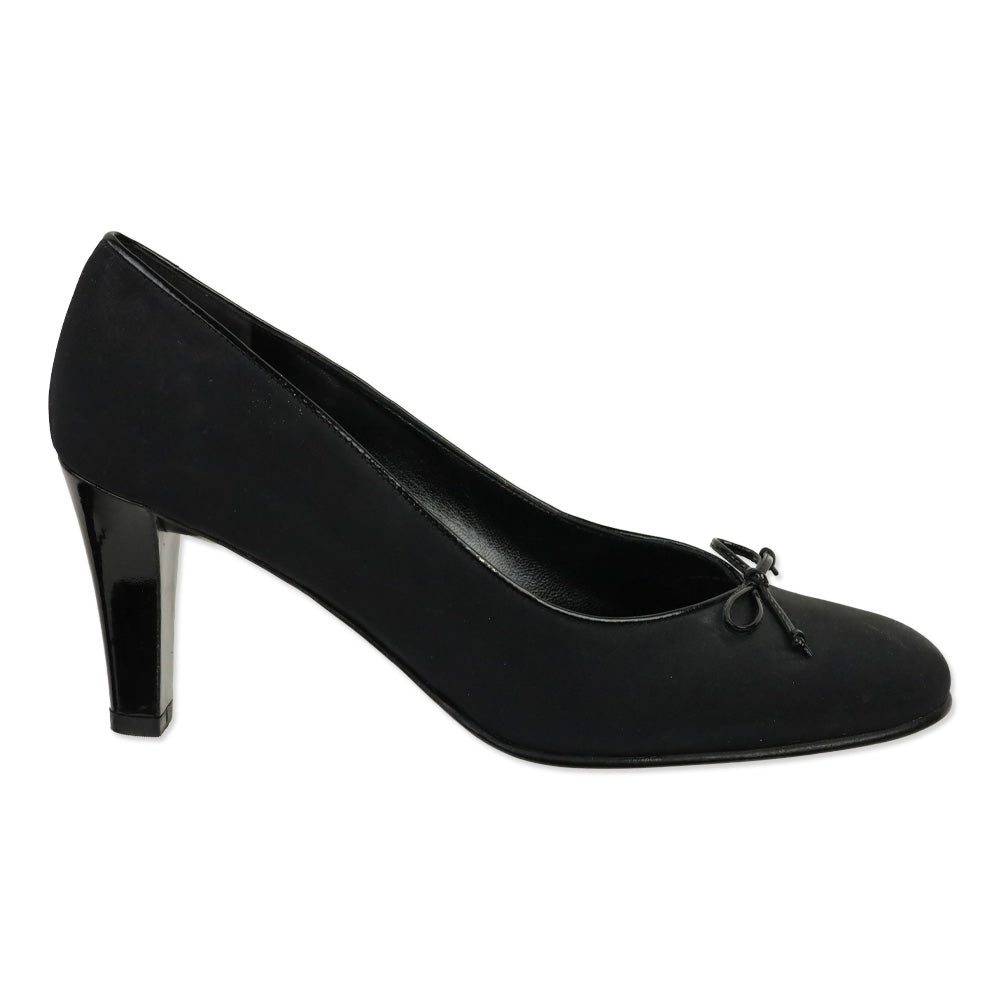 Salvatore Ferragamo Black Fabric Ballet Bow Patent Leather Pumps