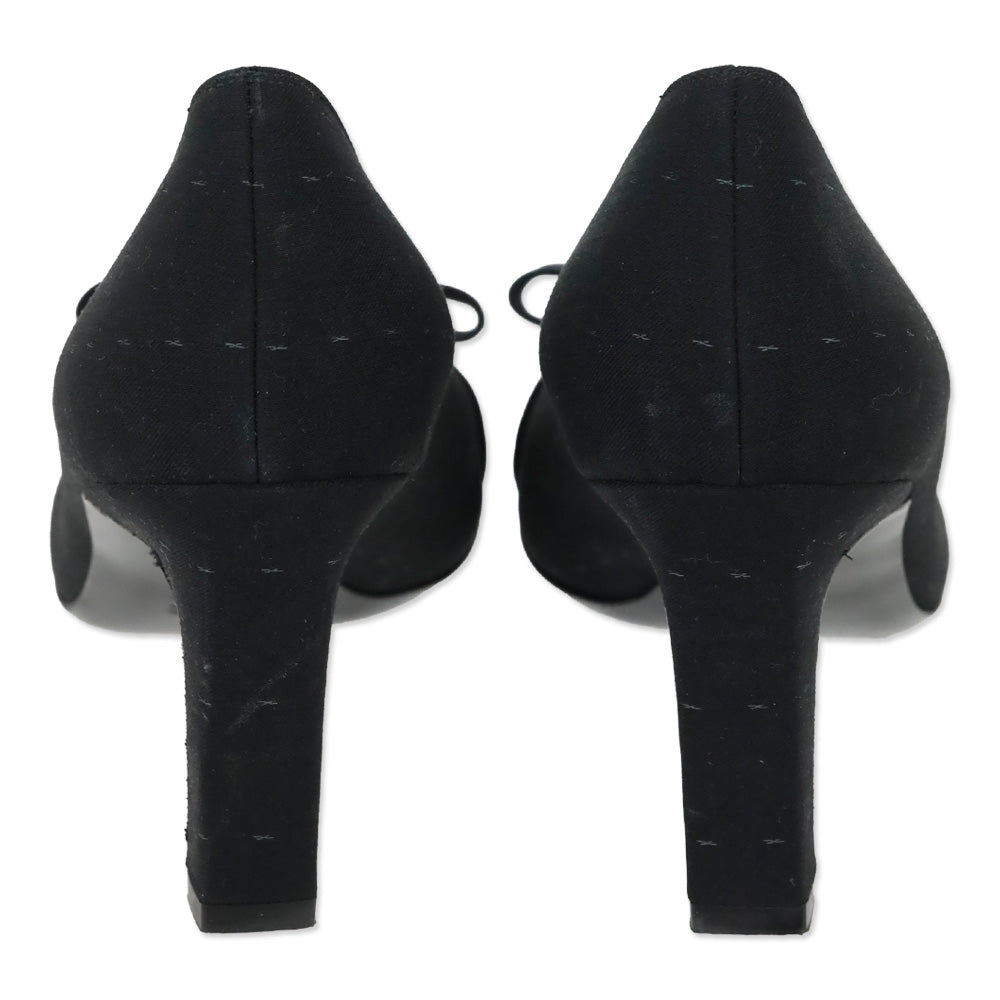Salvatore Ferragamo Black Fabric Vara Bow Stitch Detail Pumps