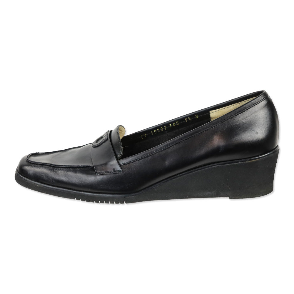 Salvatore Ferragamo Black Leather Gancini Accent Wedge Loafer