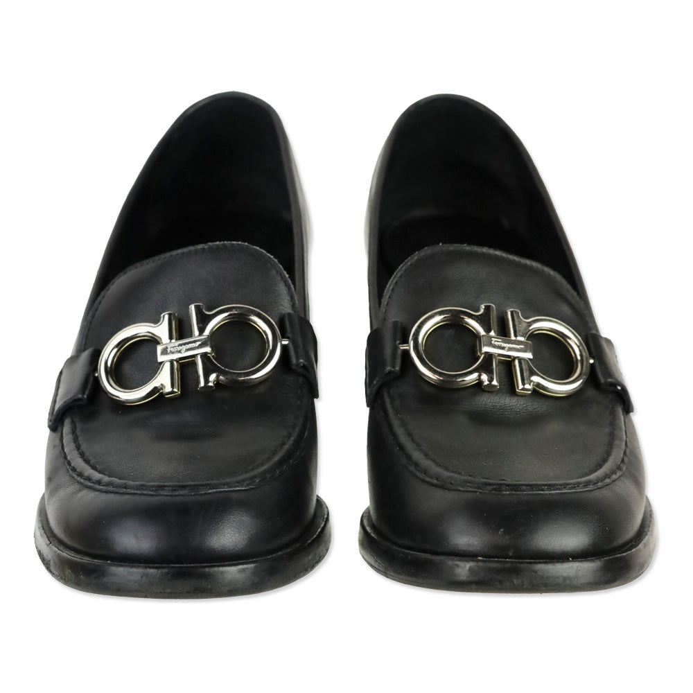 Salvatore Ferragamo Black Leather Gancini Buckle Loafer Pumps