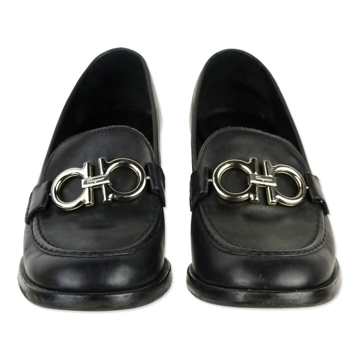 Salvatore Ferragamo Black Leather Gancini Buckle Loafer Pumps