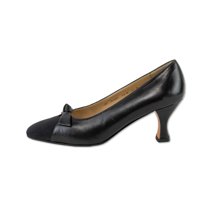 Salvatore Ferragamo Black Leather and Canvas Bow Accented Heels