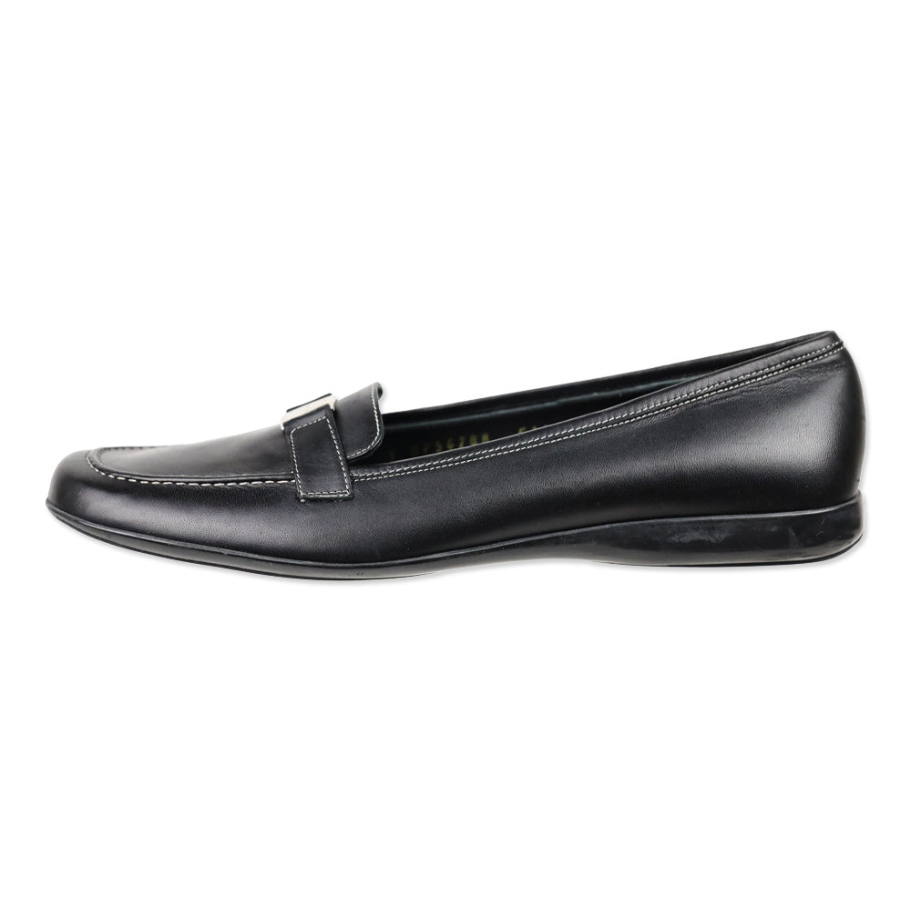 Salvatore Ferragamo Boutique Black Leather Logo Buckle Loafers