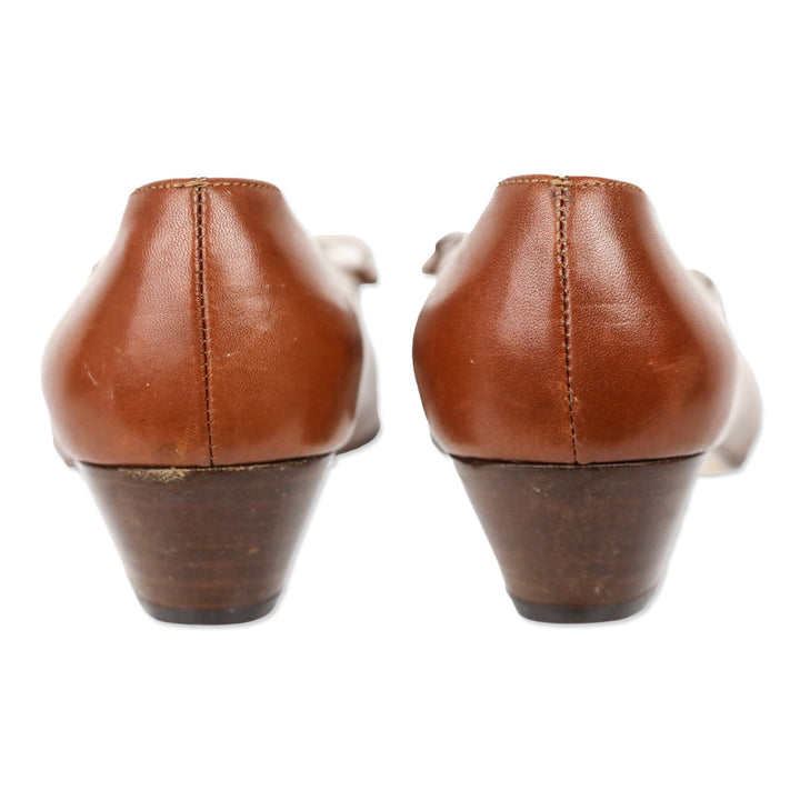 Salvatore Ferragamo Cognac Leather Vara Bow Pump