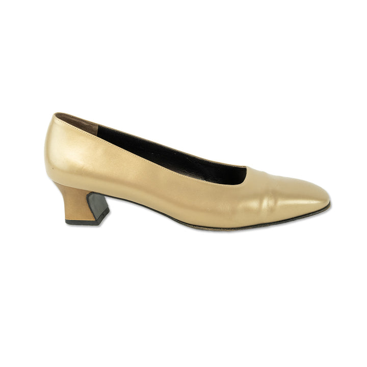 Salvatore Ferragamo Gold Leather Pumps