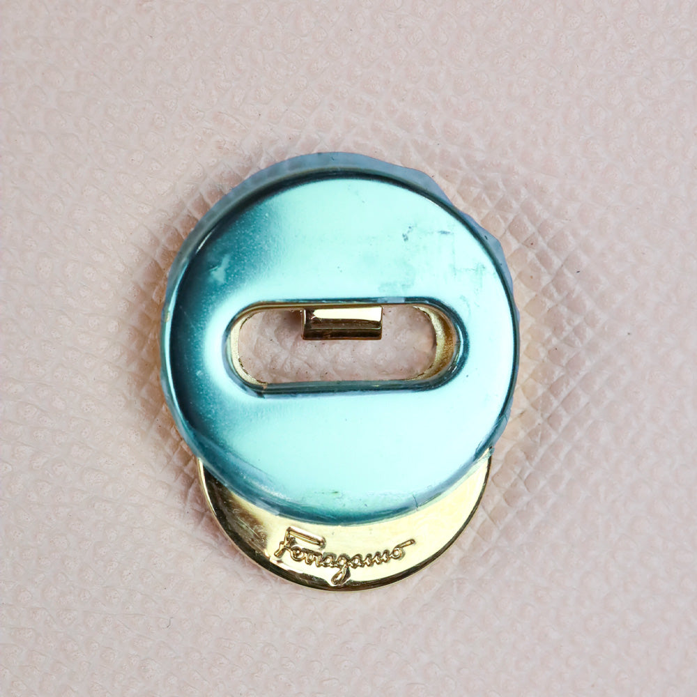 Salvatore Ferragamo Light Pink Grained Leather Vara Bow Chain Shoulder Bag