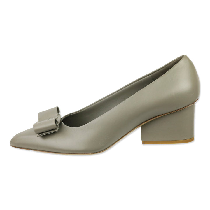 Salvatore Ferragamo Natural Grey/Taupe Lambskin Viva Pump