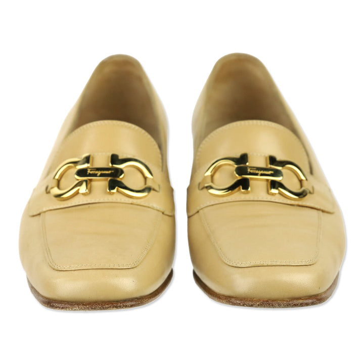 Salvatore Ferragamo Nude Leather Gancini Buckle Chunky Heel Loafers