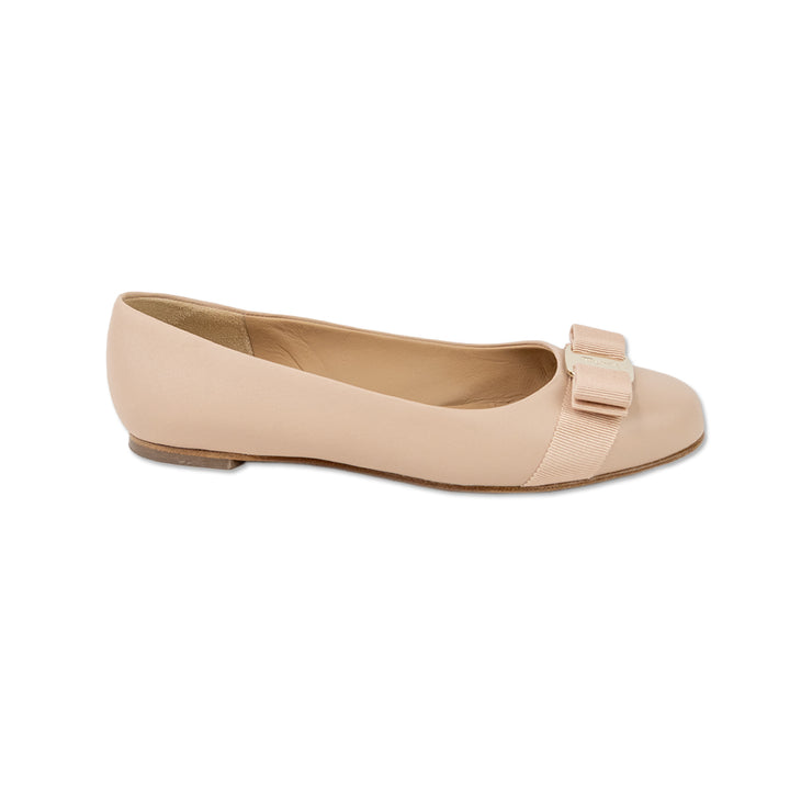 Salvatore Ferragamo Nude Round Toe Ballet Flats