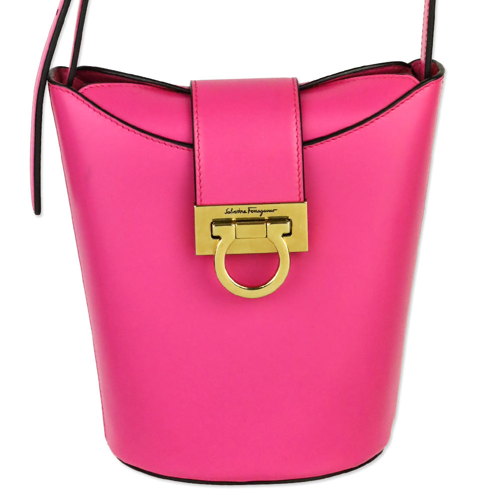 Salvatore Ferragamo Pink Trifolio Leather Bucket Bag