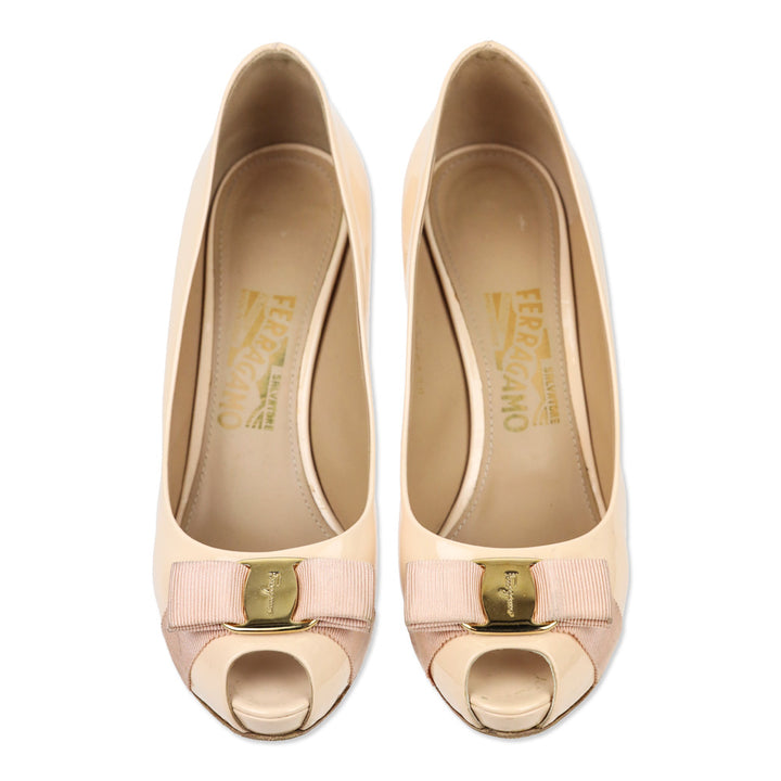 Salvatore Ferragamo Plum Vara Bow Nude Patent Leather Peep Toe Platform Pump