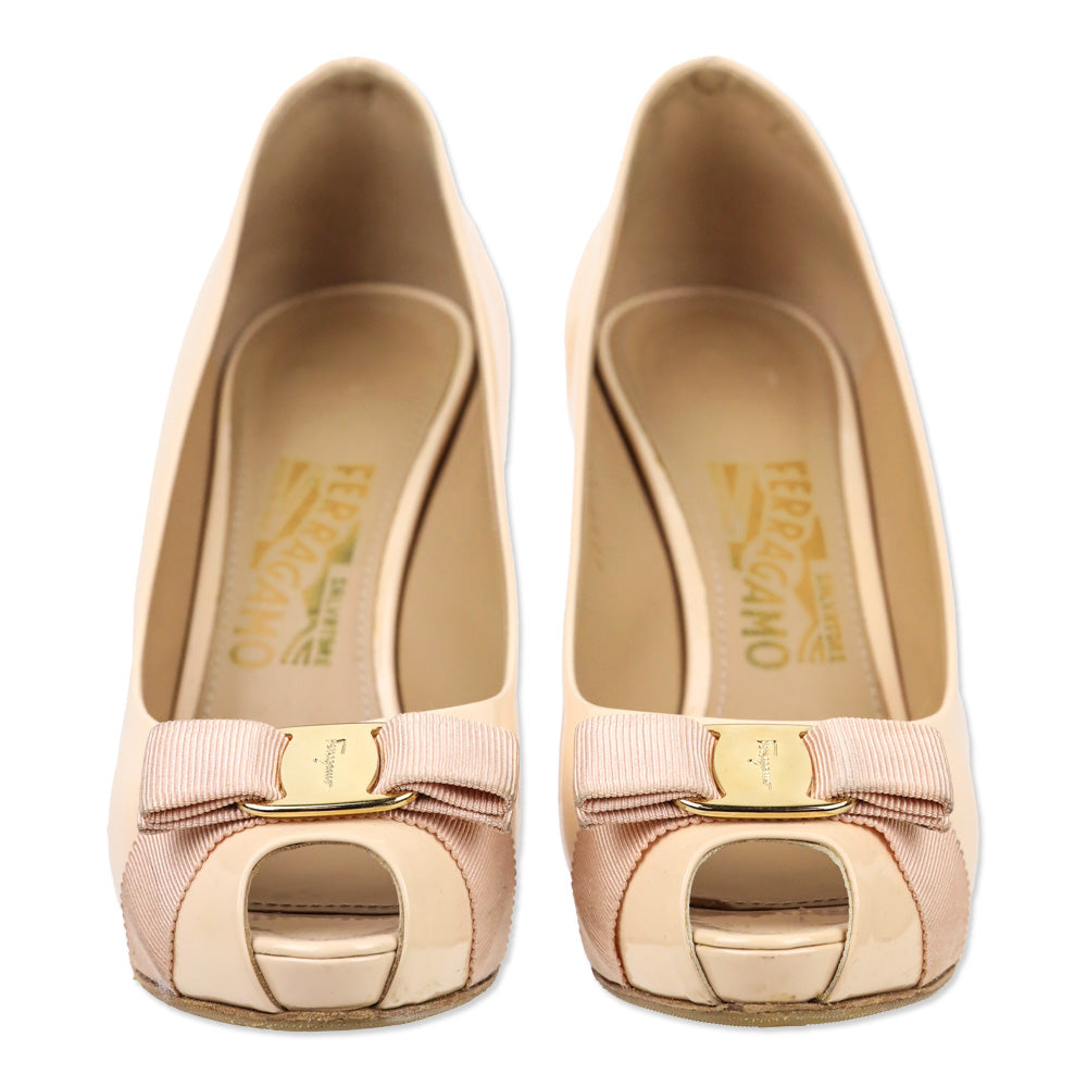 Salvatore Ferragamo Plum Vara Bow Nude Patent Leather Peep Toe Platform Pump