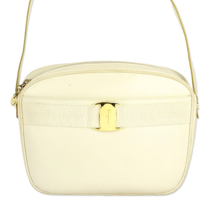 Salvatore Ferragamo Vintage Cream Leather Vara Accent Camera Bag