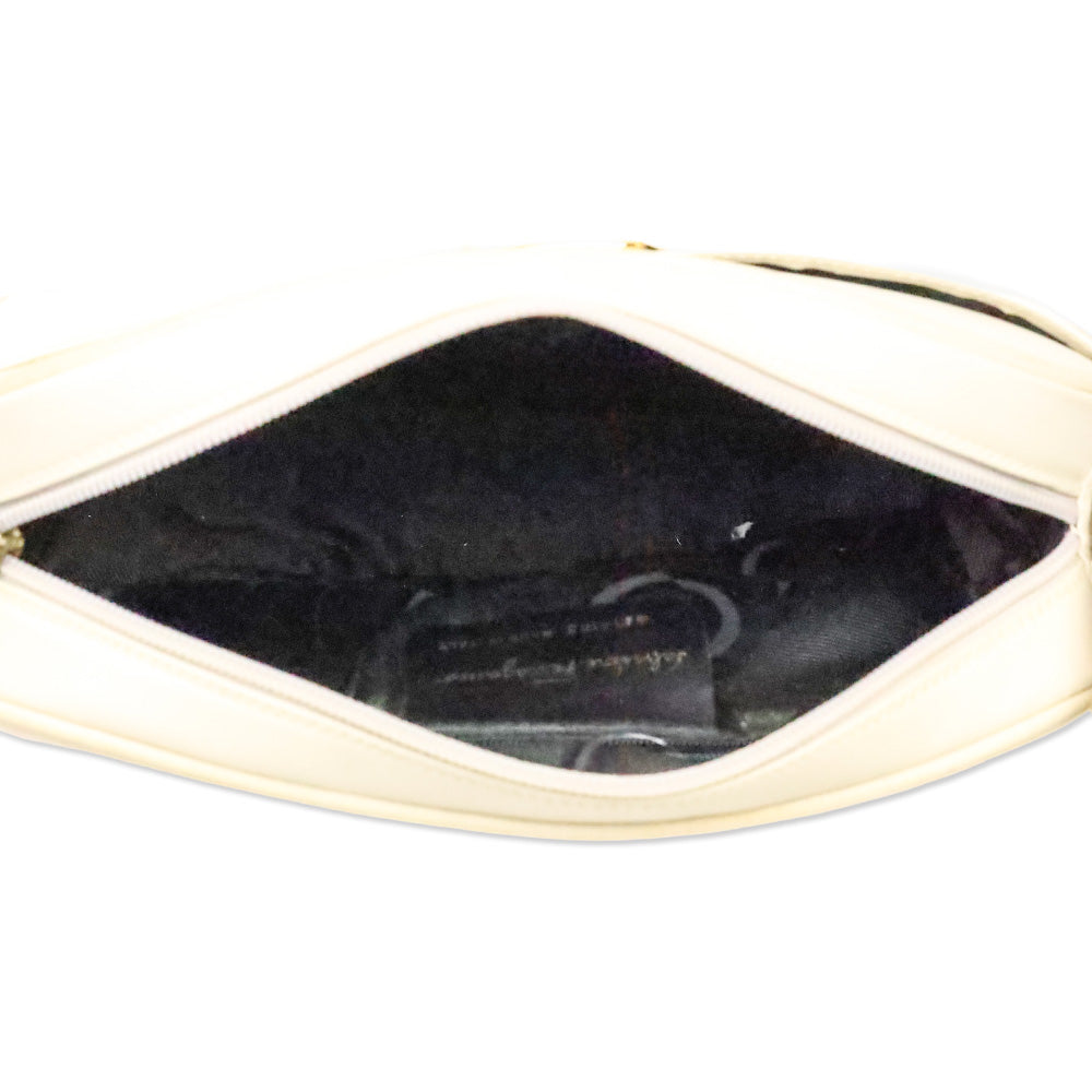 Salvatore Ferragamo Vintage Cream Leather Vara Accent Camera Bag