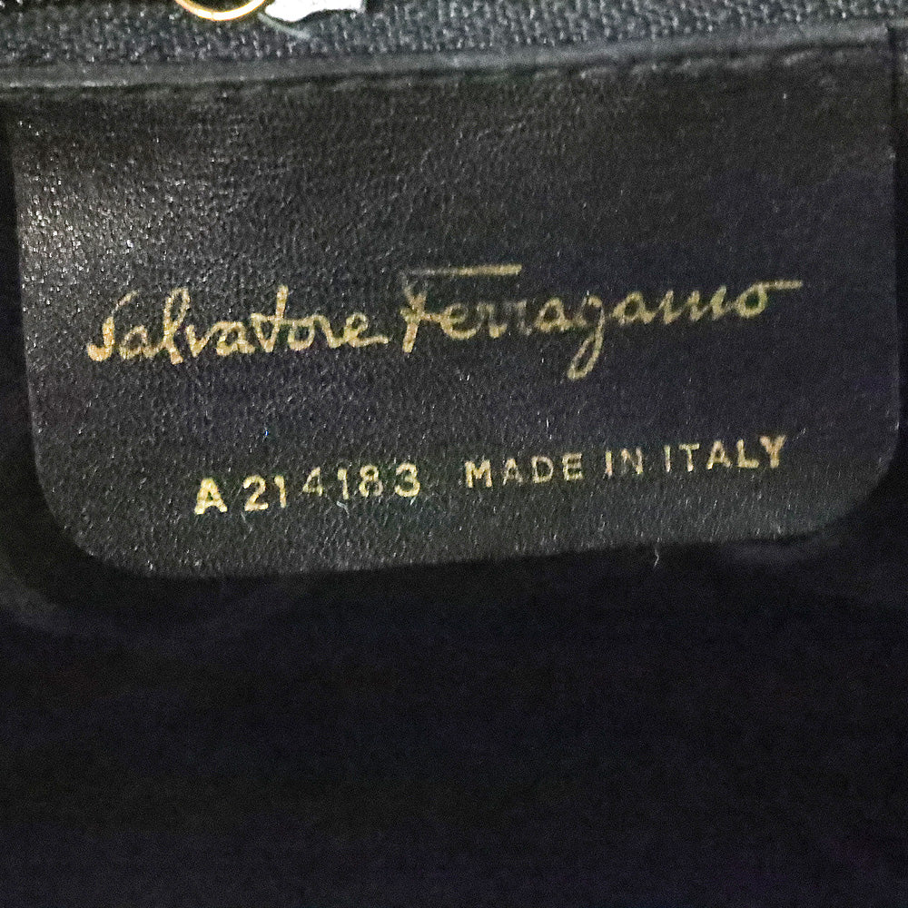 Salvatore Ferragamo Vintage Cream Leather Vara Accent Camera Bag