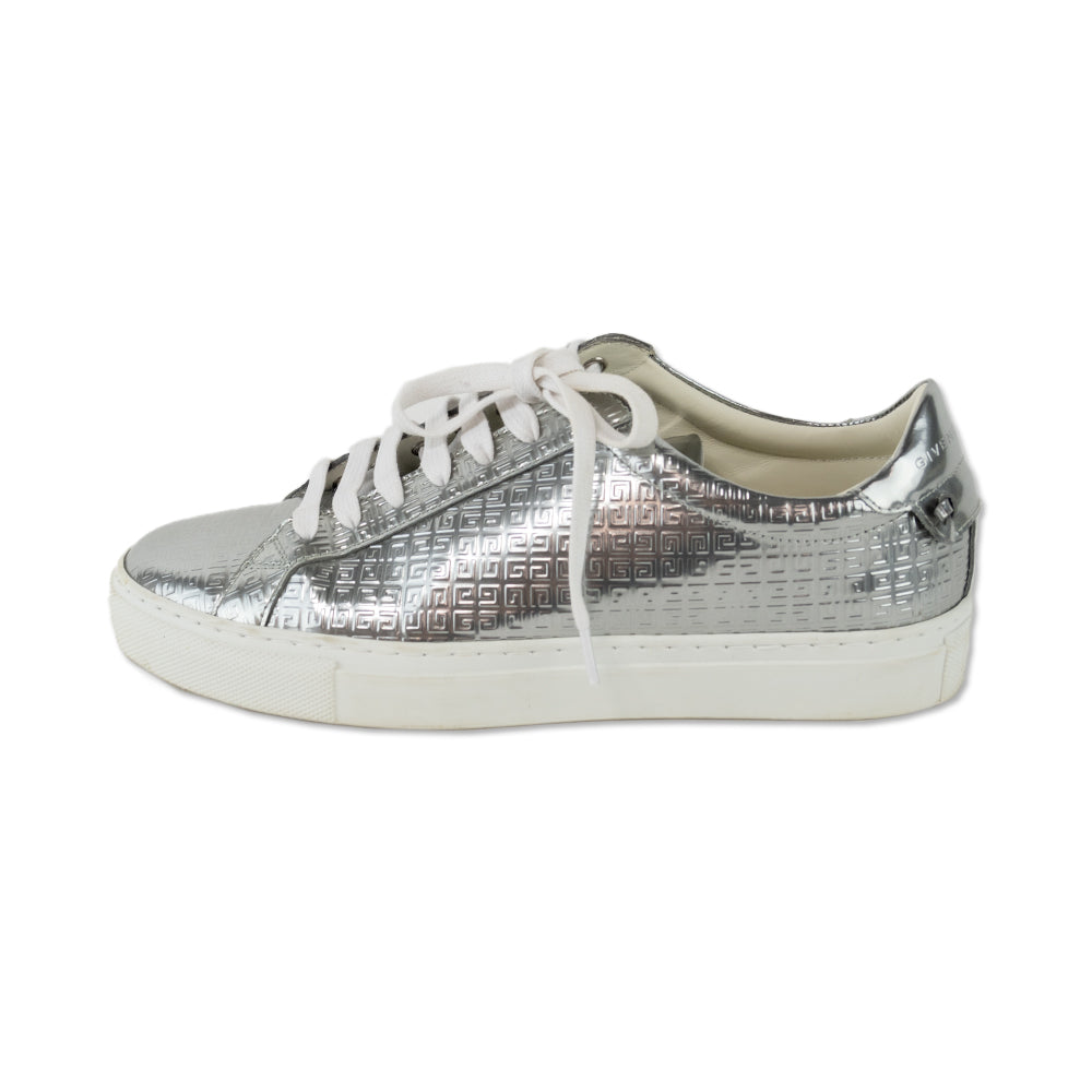 Givenchy Urban Street 4G Metallized Silver Low Top Sneaker