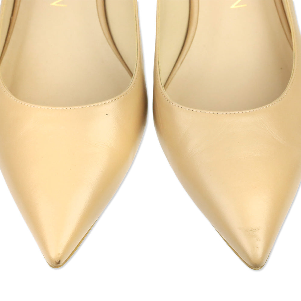 Stuart Weitzman Bambina Beige Leather Eva Slingback 75 Pump