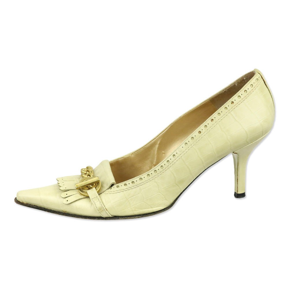 Stuart Weitzman Bisque Indian Croc Leather Kiltie Toggle Chain Pumps