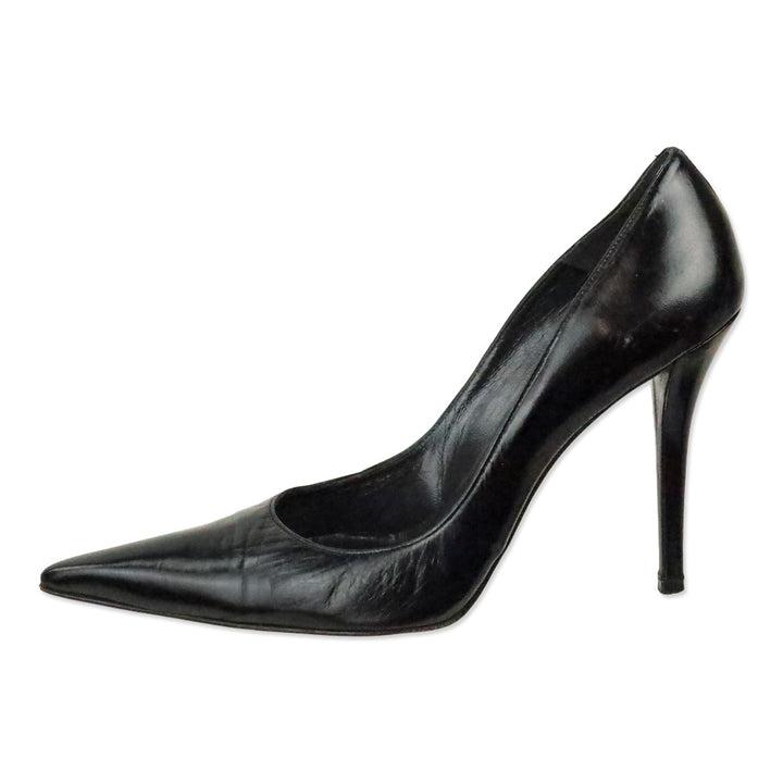 Stuart Weitzman Black Leather Stiletto Point Pumps