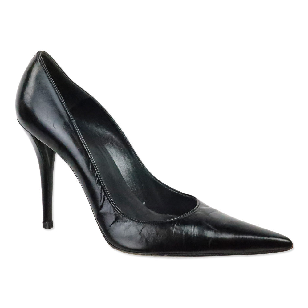 Stuart Weitzman Black Leather Stiletto Point Pumps