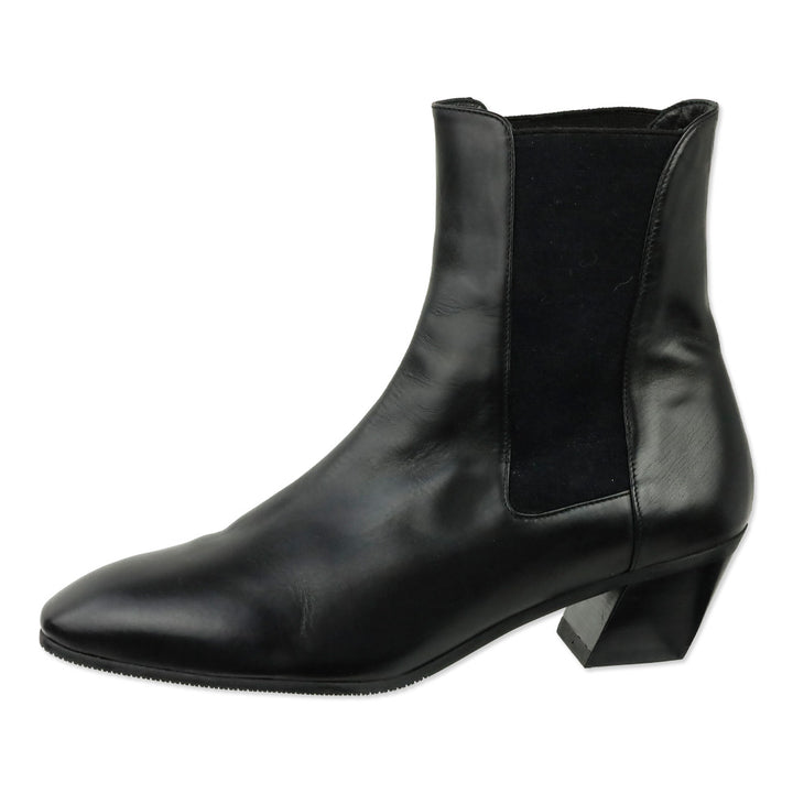 Stuart Weitzman Black Smooth Calf Cleora Chelsea Boot