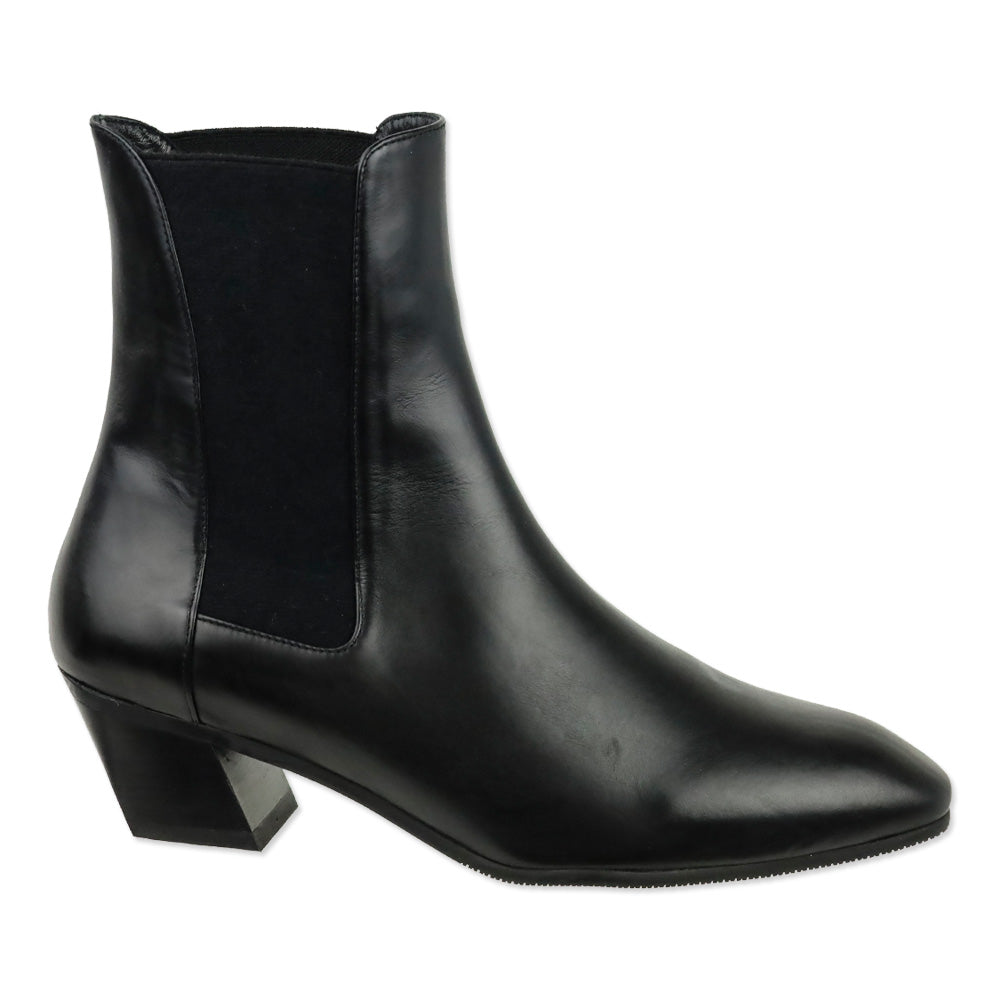 Stuart Weitzman Black Smooth Calf Cleora Chelsea Boot