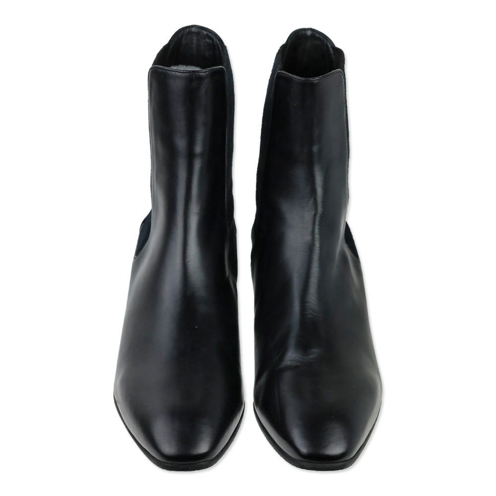 Stuart Weitzman Black Smooth Calf Cleora Chelsea Boot
