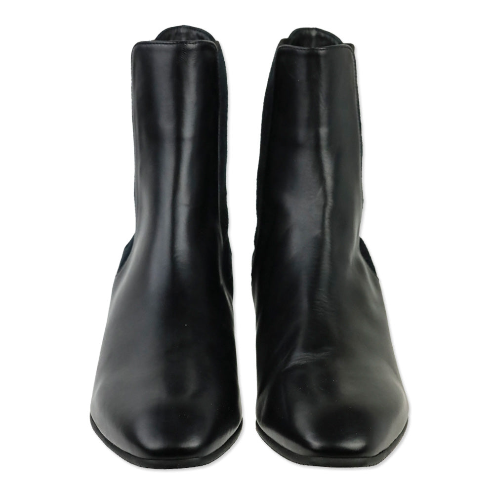 Stuart Weitzman Black Smooth Calf Cleora Chelsea Boot