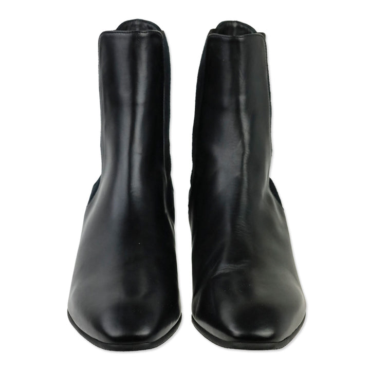 Stuart Weitzman Black Smooth Calf Cleora Chelsea Boot