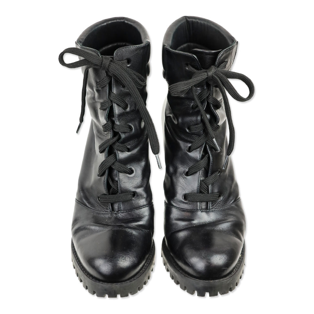 Stuart Weitzman Cyler Black Leather Heeled Combat Boot