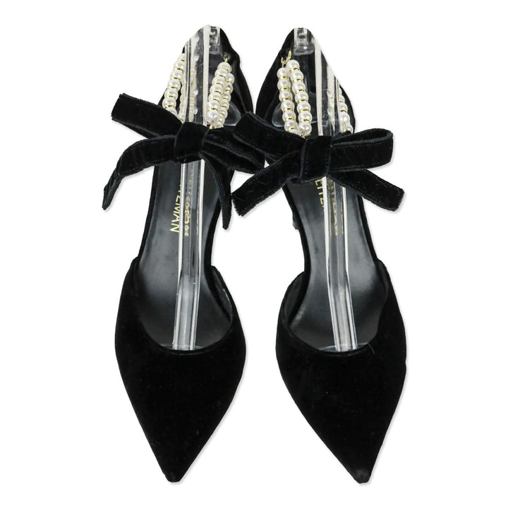 Stuart Weitzman Suselle Faux Pearl Anklet Black Velvet D'Orsay Pumps