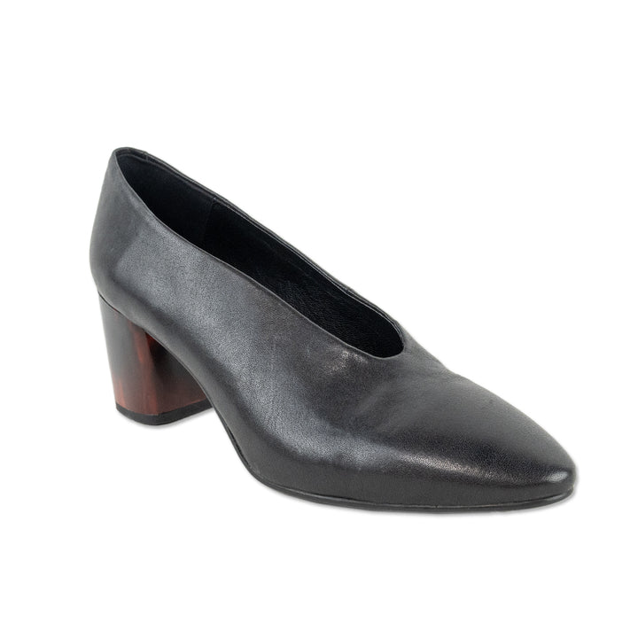 Vagabond Black Leather Eve Pumps