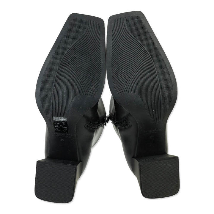 Vagabond Black Leather Hedda Black Boot