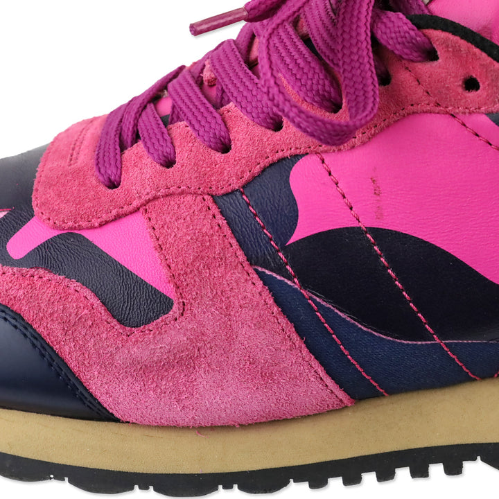 Valentino Garavani Army Pink Camo Rockrunner Sneakers