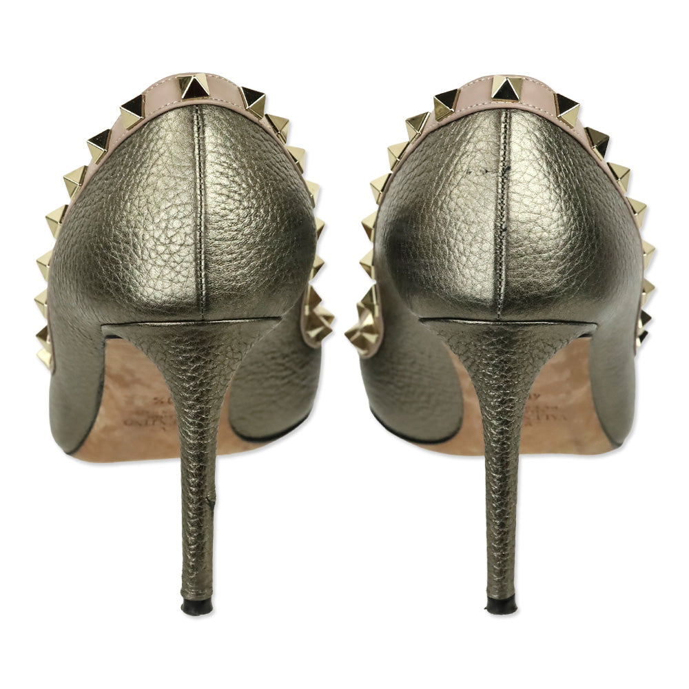 Valentino Garavani Metallic Pewter Grained Leather Rockstud Trim Pump