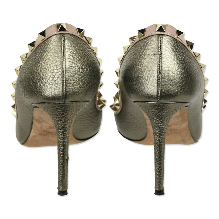 Valentino Garavani Metallic Pewter Grained Leather Rockstud Trim Pump