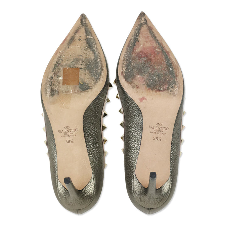 Valentino Garavani Metallic Pewter Grained Leather Rockstud Trim Pump